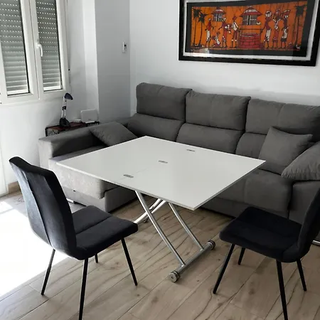 Apartamento En Camino De Ronda De Dos Y Salon Apartment *