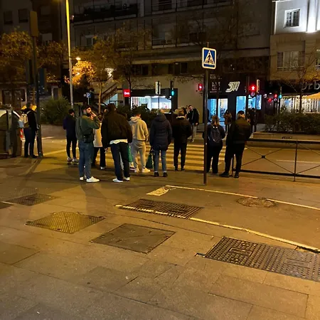 Apartamento En Camino De Ronda De Dos Y Salon